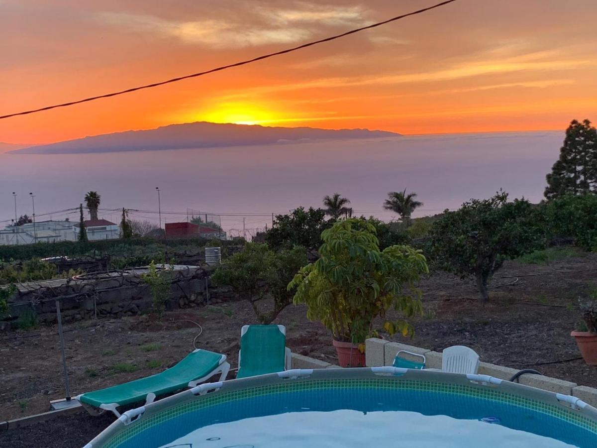 CASA RURAL DOLORES con PISCINA Y VISTAS A LA GOMERA Costa Adeje (Tenerife) Exterior foto